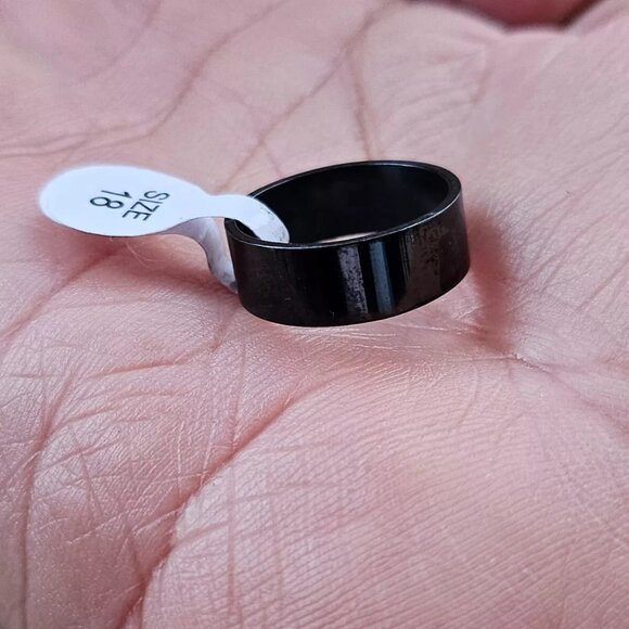 LOVE Ring Black Tone Finger Band Fashion Jewelry Unisex Rings Size 7.5 Unbranded - Picture 11 of 11